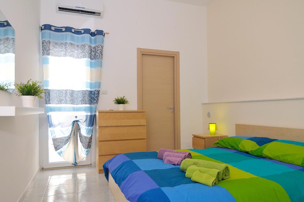 Delposto Marina Di Ragusa Δωμάτιο φωτογραφία
